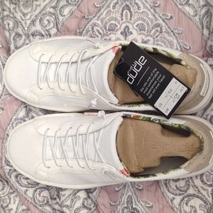 Hey Dude woman's sneakers